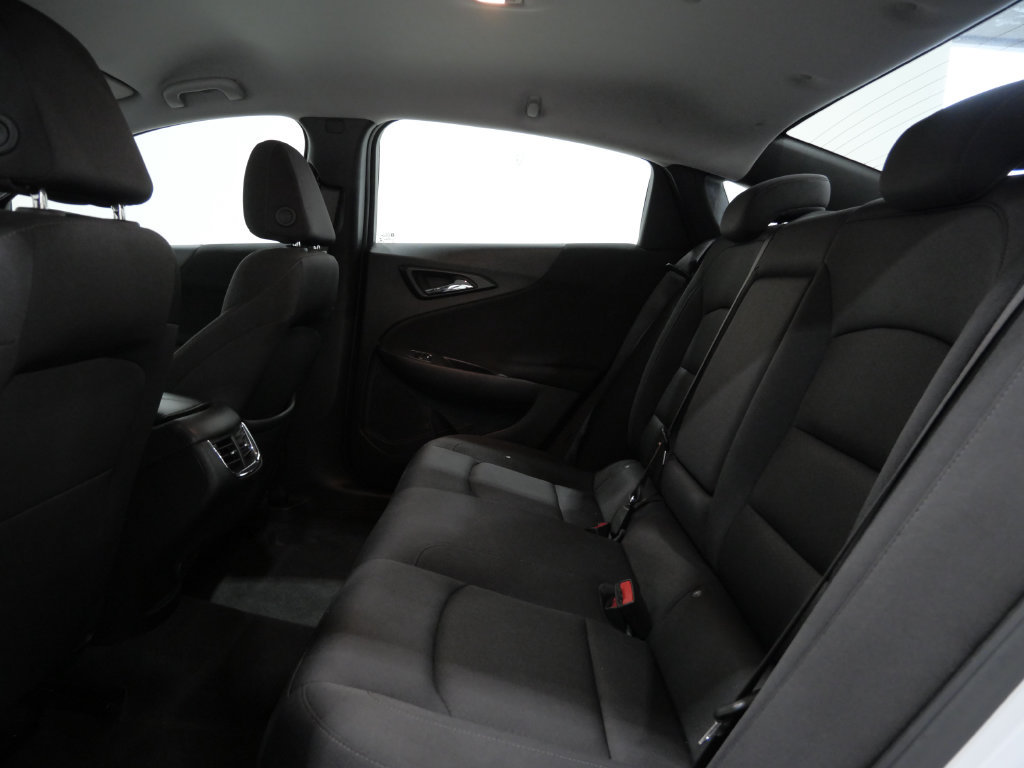 Used 2024 Chevrolet Malibu LT FWD image 23