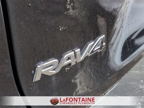 Used 2024 Toyota RAV4 LE image 29