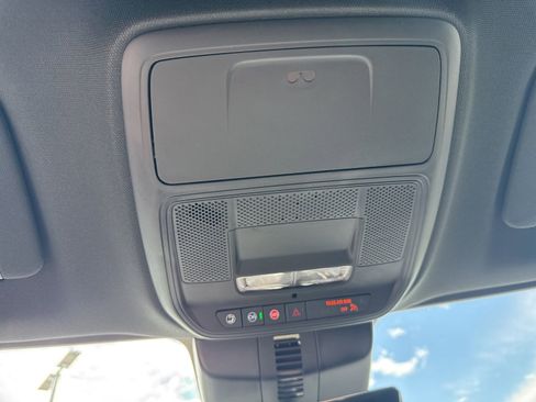 New 2026 GMC Acadia Elevation image 20