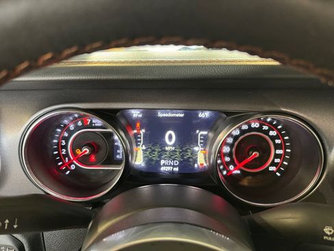 Used 2020 Jeep Gladiator Mojave AWD/4WD image 16