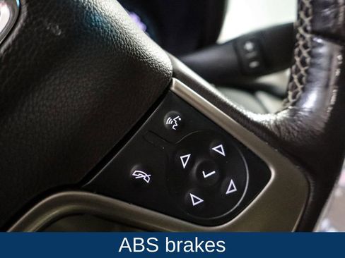 Used 2018 GMC Yukon Denali w/ Denali Ultimate Package image 24