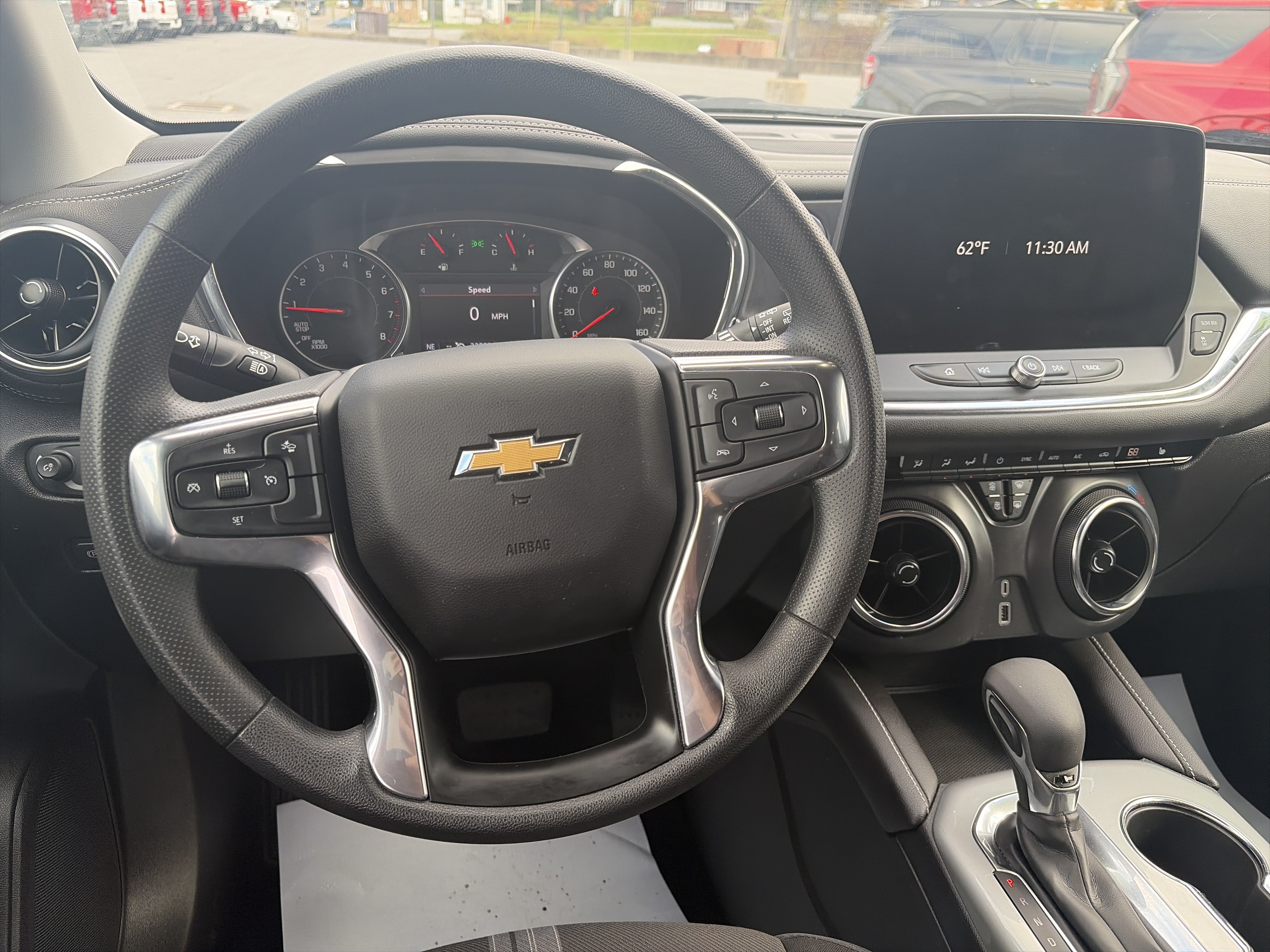Used 2025 Chevrolet Blazer LT AWD/4WD image 7