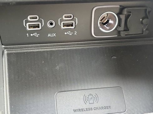 New 2025 Jeep Grand Cherokee 4WD image 23