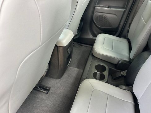 Used 2020 Chevrolet Colorado W/T w/ WT Convenience Package RWD image 27