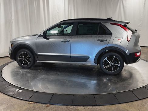 New 2026 Kia Niro LX FWD image 6