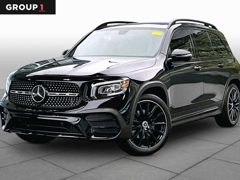 Used 2022 Mercedes-Benz GLB 250 image 1