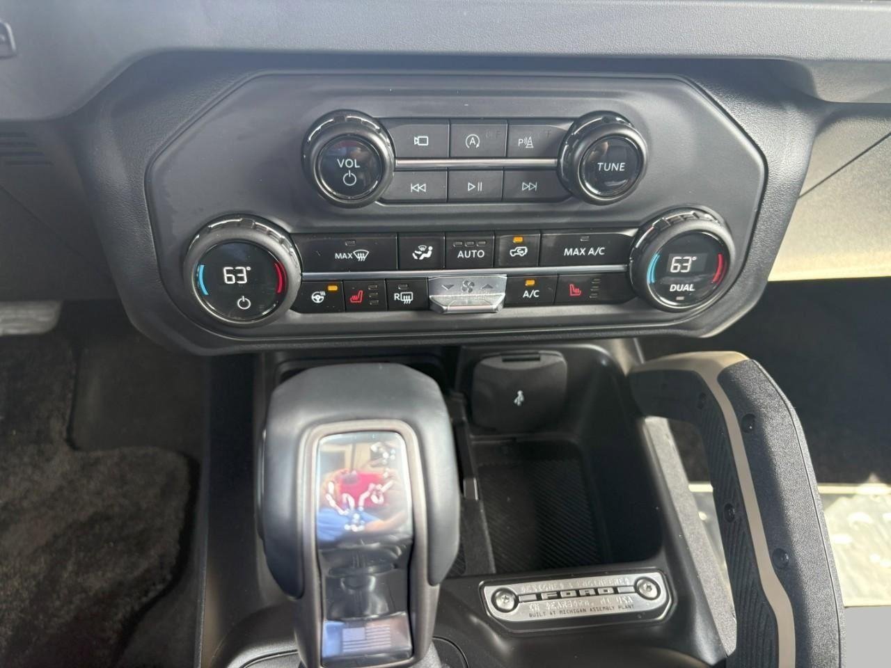 Used 2025 Ford Bronco Badlands AWD/4WD image 22