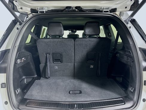 Used 2023 Jeep Grand Cherokee L Laredo image 27