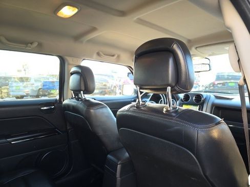 Used 2014 Jeep Patriot Limited image 36