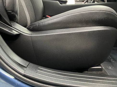 Used 2025 MAZDA CX-50 AWD 2.5 S w/ Premium Package image 23