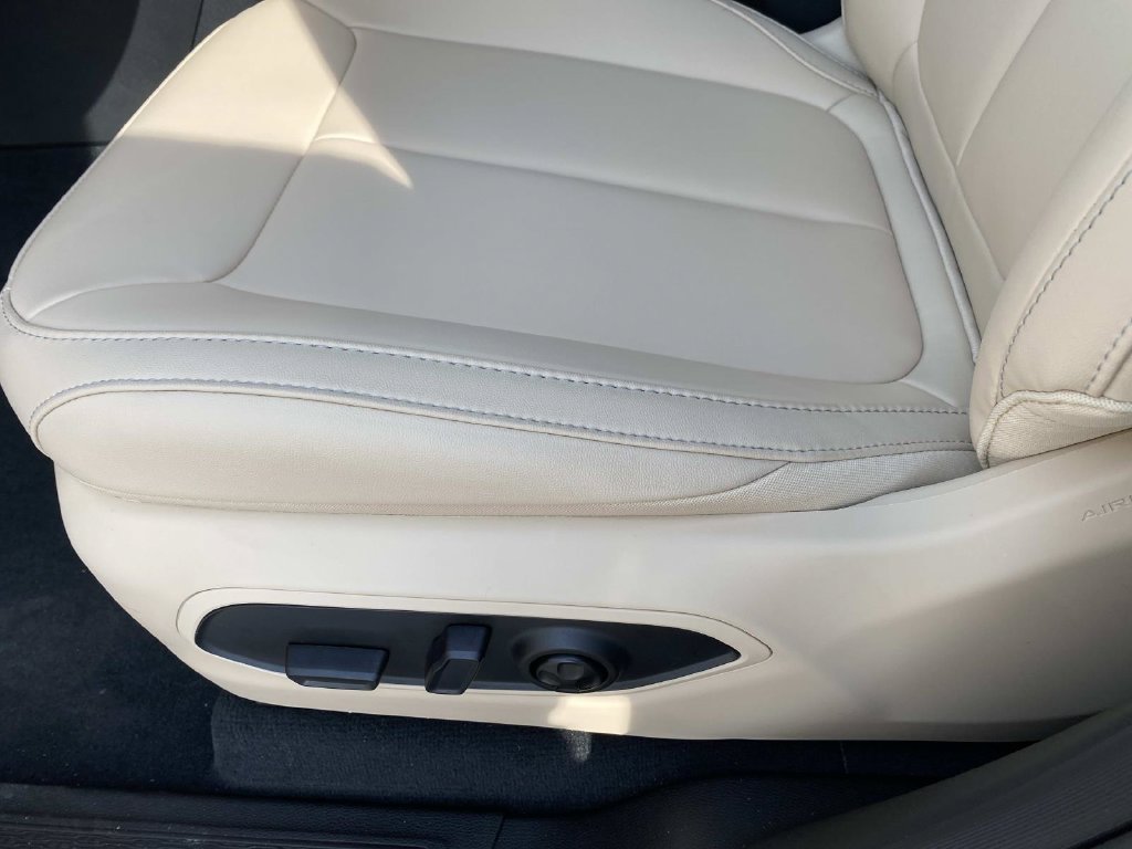 New 2027 Jeep Grand Cherokee Limited AWD/4WD image 10