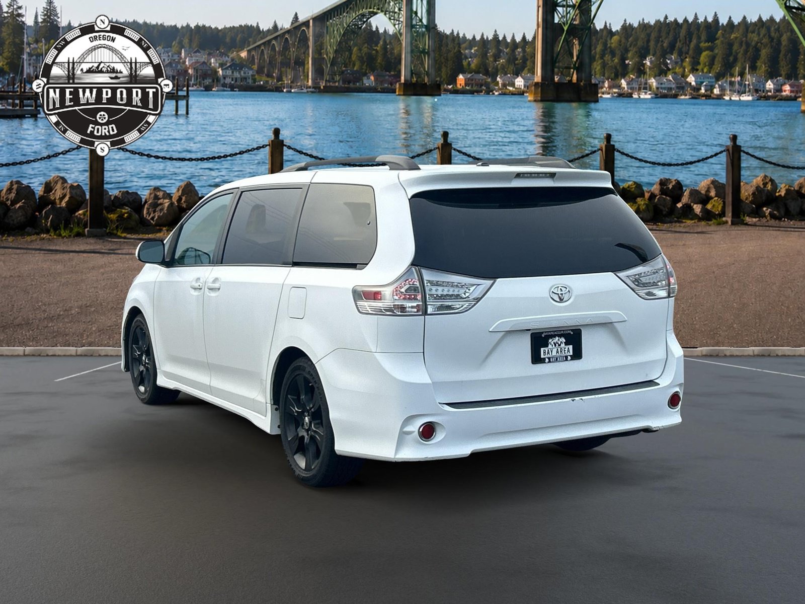 Used 2011 Toyota Sienna SE w/ Preferred Pkg FWD image 6