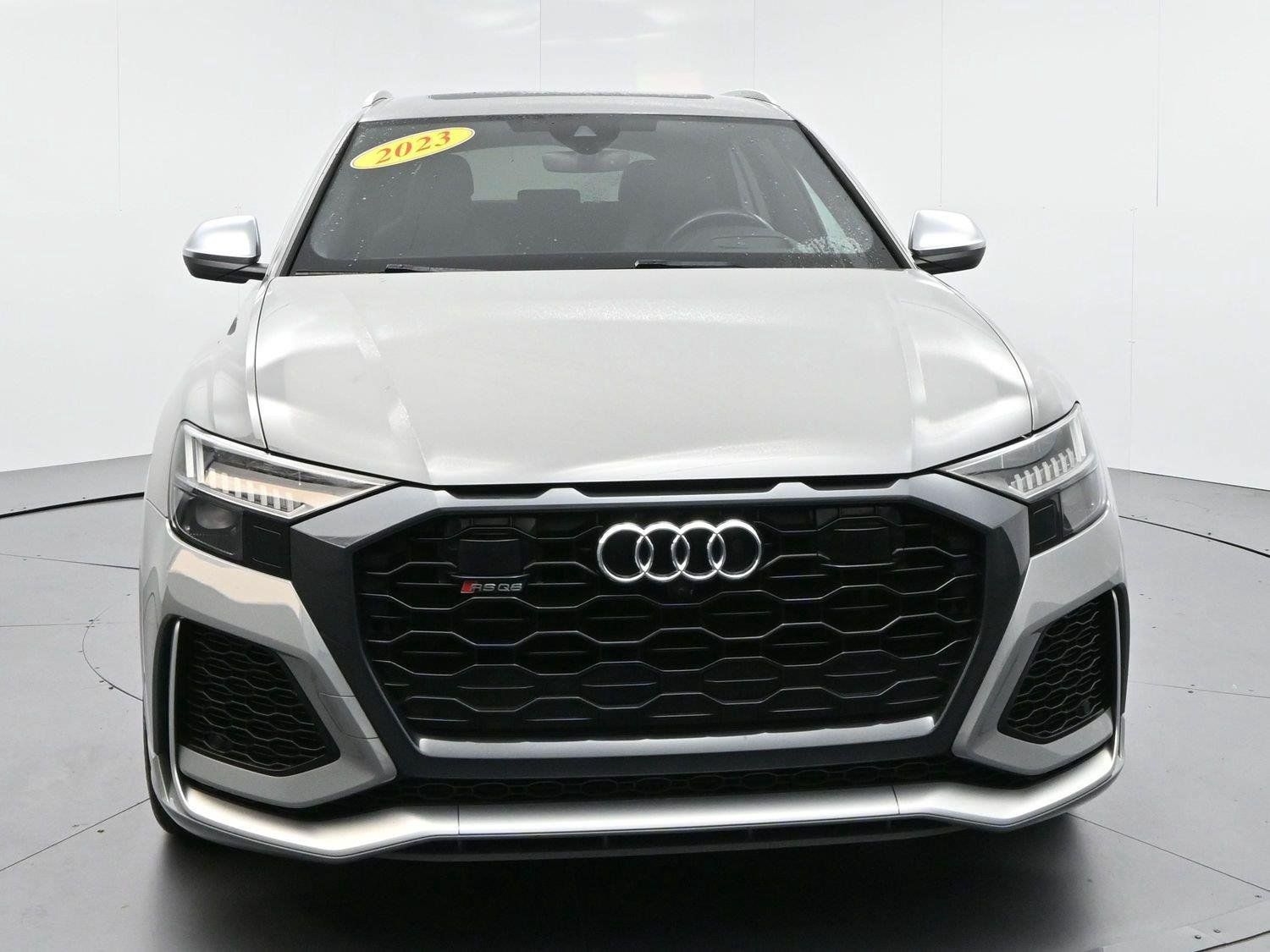 Used 2023 Audi RS Q8 w/ Executive Package AWD/4WD image 2