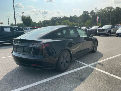 Used 2021 Tesla Model 3 Standard Range Plus RWD image 5