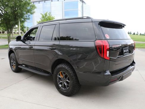 Used 2025 Ford Expedition Tremor AWD/4WD image 5