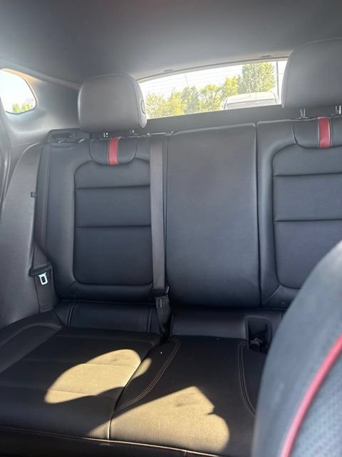 Used 2024 Chevrolet Trax RS w/ Sunroof Package FWD image 17