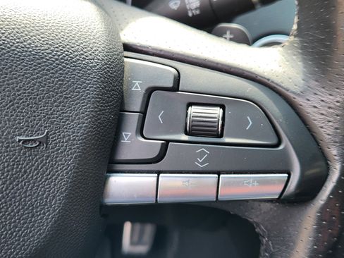 Used 2020 Cadillac XT4 Sport w/ Cold Weather Package image 25