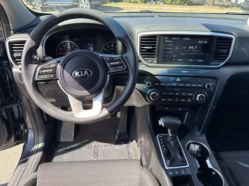 Used 2022 Kia Sportage LX w/ LX AWD Value Edition Package image 17