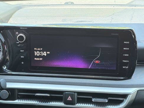 Used 2023 Kia K5 GT-Line w/ GT-Line Premium Package FWD image 4