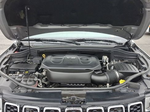 Used 2018 Jeep Grand Cherokee Limited w/ Trailer Tow Group IV image 28