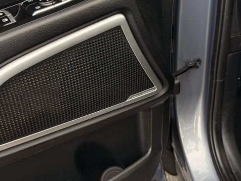 Used 2022 Kia Telluride EX w/ EX Premium Package FWD image 15