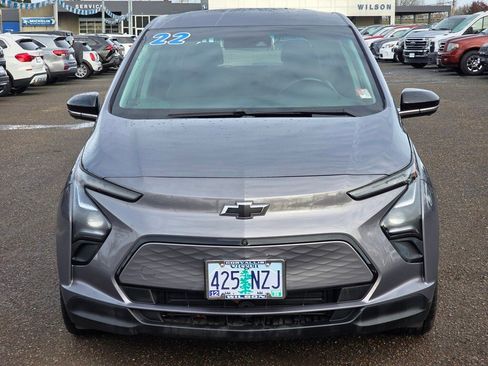 Used 2022 Chevrolet Bolt LT w/ Infotainment Package image 6