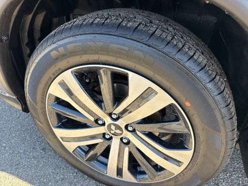 New 2025 Mitsubishi Outlander Sport ES image 10