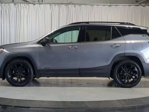 Used 2019 GMC Terrain SLE w/ Driver Convenience Package FWD image 6
