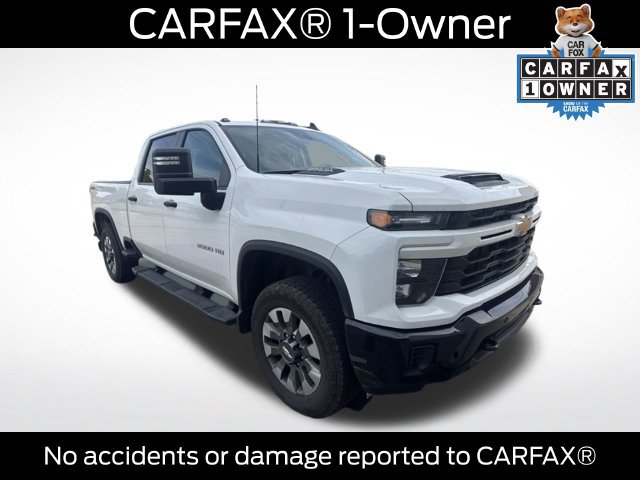 Used 2025 Chevrolet Silverado 2500 Custom w/ Custom Value Package AWD/4WD image 2