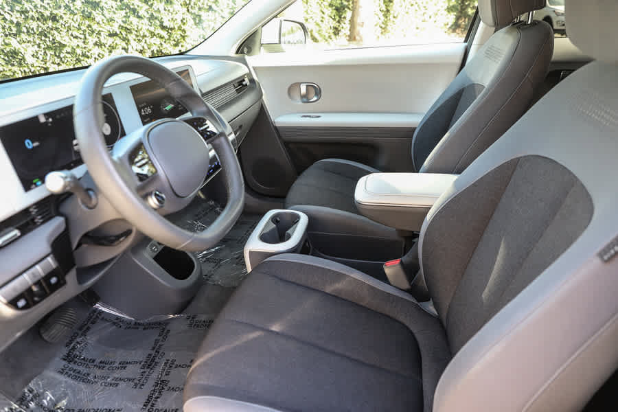 Used 2022 Hyundai Ioniq 5 SE w/ Cargo Package RWD image 18