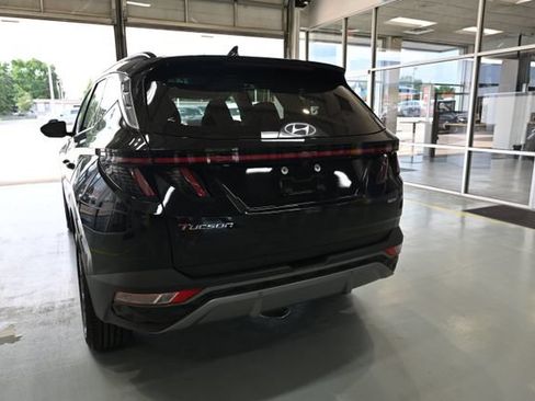 Used 2022 Hyundai Tucson Limited AWD/4WD image 6
