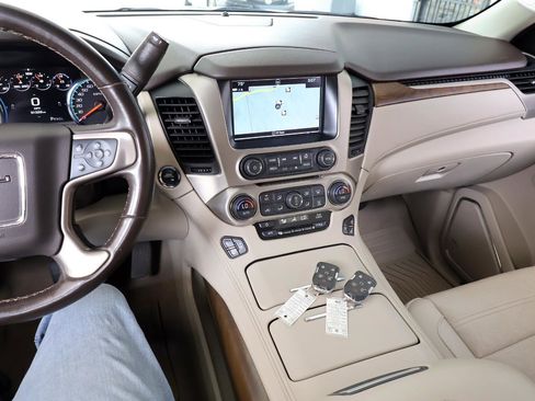Used 2019 GMC Yukon Denali w/ Denali Ultimate Package AWD/4WD image 50