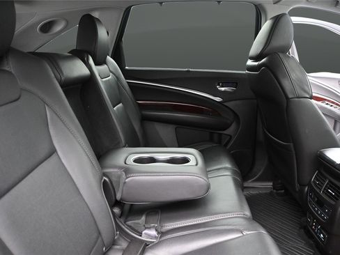 Used 2016 Acura MDX SH-AWD image 18