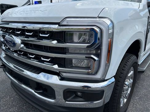 Used 2026 Ford F250 Lariat w/ Chrome Package AWD/4WD image 6