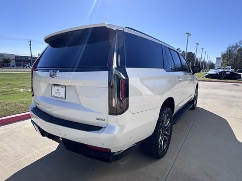 Used 2023 Cadillac Escalade ESV Sport w/ LPO, Floor Liner Package image 5