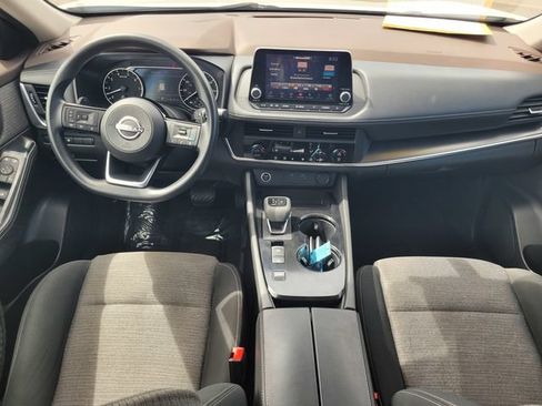 Certified 2023 Nissan Rogue SV FWD image 16