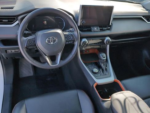 Used 2024 Toyota RAV4 Adventure image 10