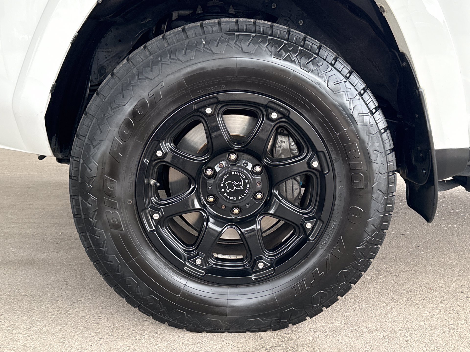 Used 2018 Toyota 4Runner SR5 Premium AWD/4WD image 19