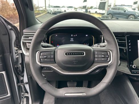Used 2022 Jeep Wagoneer Series III w/ Flexible Seating Group image 51