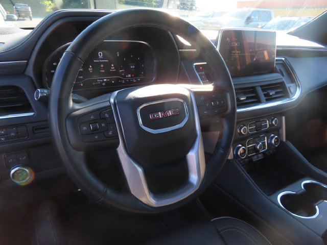 Used 2024 GMC Yukon XL SLT w/ SLT Luxury Package AWD/4WD image 16