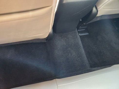 Used 2018 Subaru Forester 2.5i Limited image 7