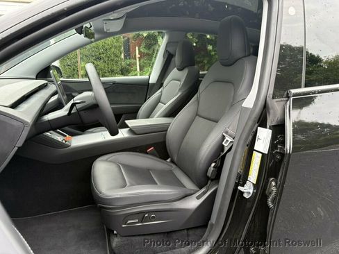 Used 2026 Tesla Model Y Long Range RWD image 13