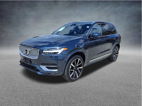 Certified 2023 Volvo XC90 B6 Plus w/ Protection Package AWD/4WD image 4