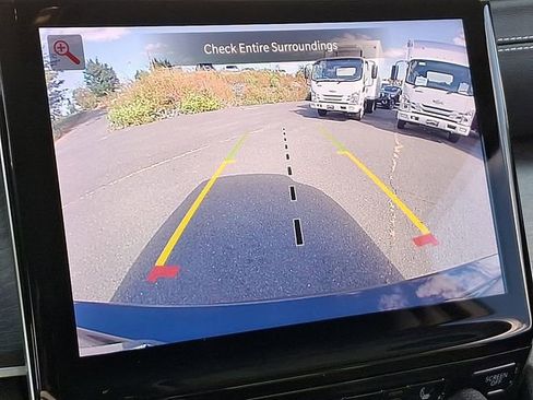 Used 2022 Jeep Grand Cherokee L Limited image 24