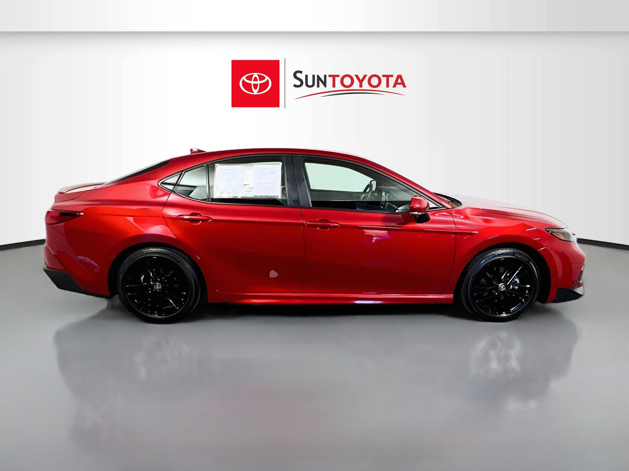 Used 2026 Toyota Camry SE w/ Convenience Package FWD image 2