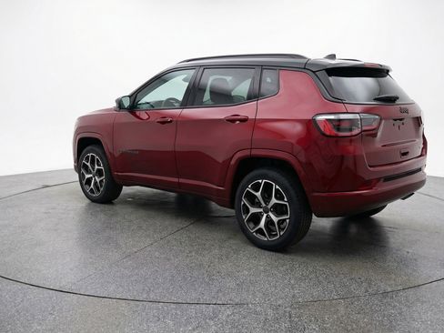 Used 2025 Jeep Compass Limited image 6