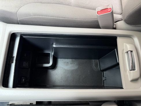 Used 2014 Honda CR-V LX image 43