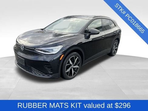 Used 2023 Volkswagen ID.4 Pro S image 3