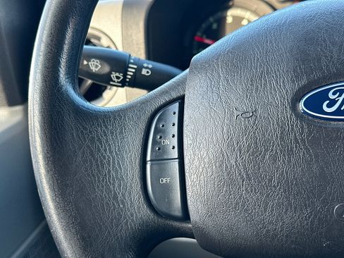 Used 2019 Ford E-350 and Econoline 350 Super Duty w/ Power Windows & Locks Group image 21