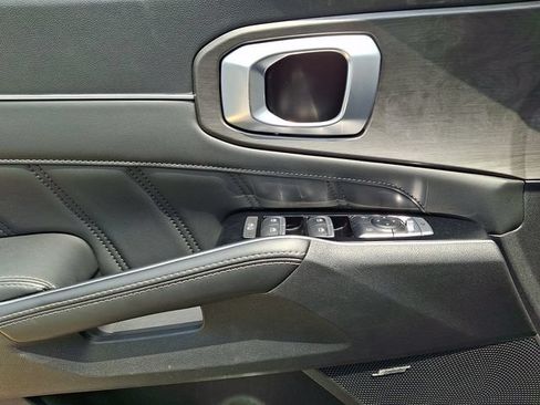 Certified 2026 Kia Sorento SX AWD/4WD image 8